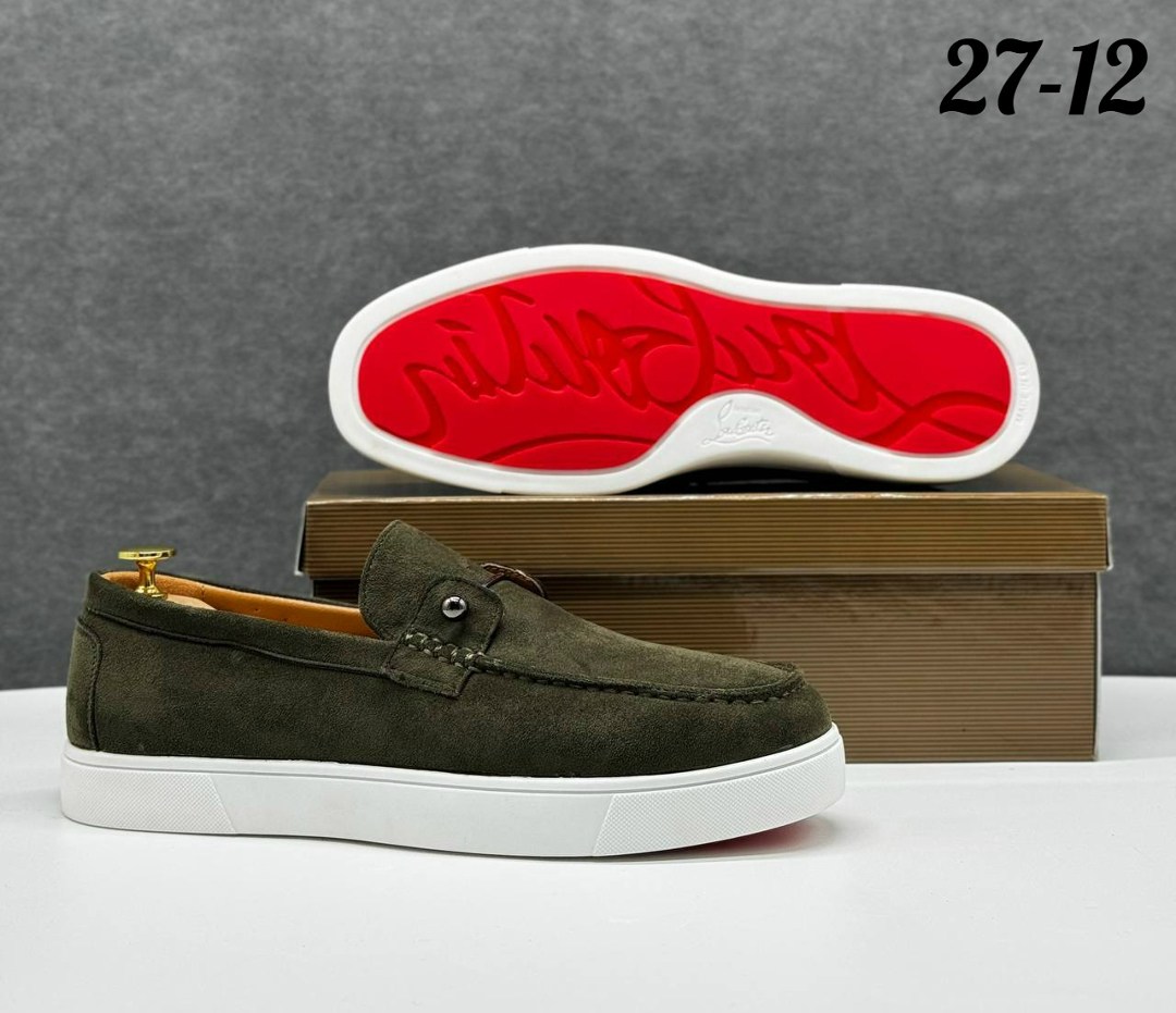 лоферы мужские замшевые loro piana suede lux olive,,лоферы мужские loro piana,лоферы мужские замшевые с белой подошвой,мужские лоферы замшевые