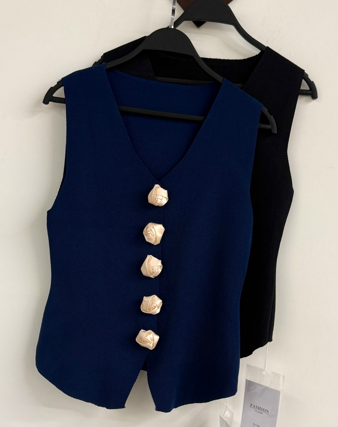 жилетка женская,женские жилеты,жилет женская вязаная,жилет для женщин,жилет на пуговицах