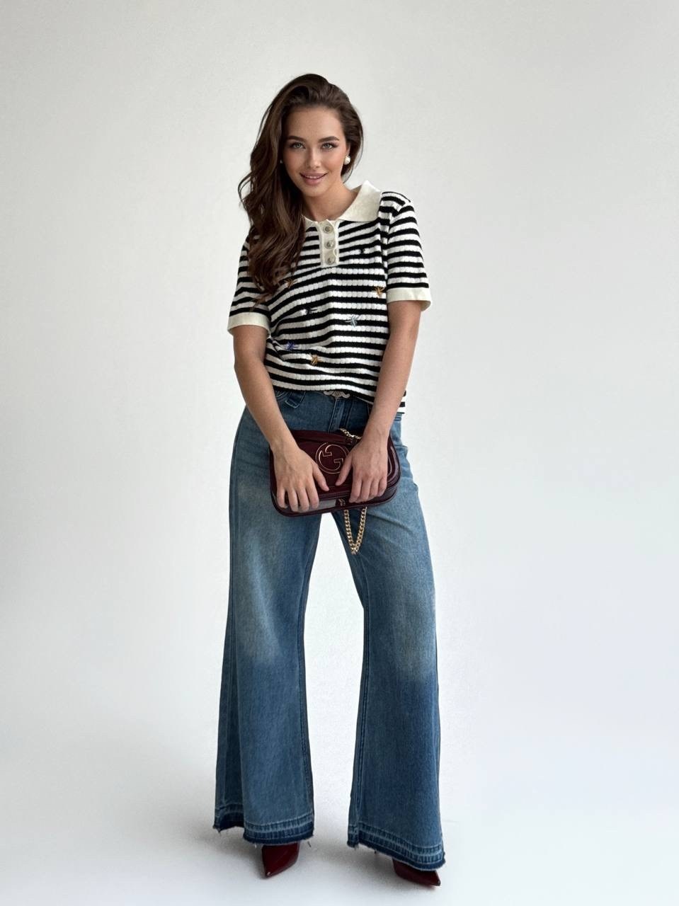 стильные джинсы,брюки джинсы,женские джинсы,одежда для женщин,футболки женская