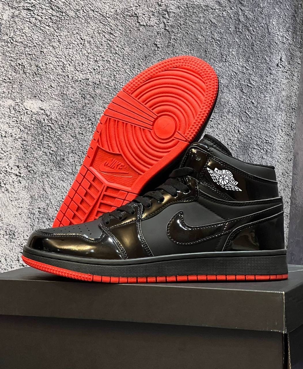 кроссовки,кроссовки черные,nike air jordan 1 черные,кроссовка мужской,кроссовки nike air jordan 1 retro high