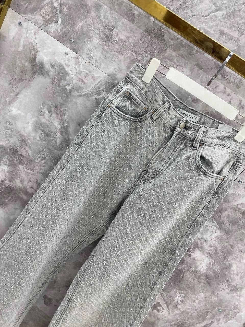 джинсы серые,широкие женские джинсы,женские джинсы,джинсы стильные,крутые джинсы