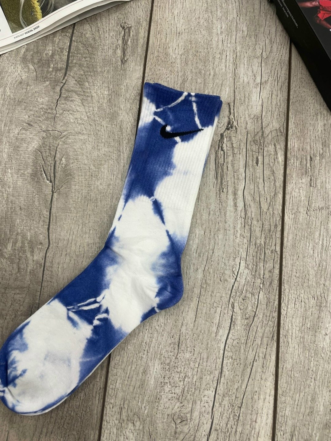 упаковка носков,комплект носки мужские,носки nike разноцветные подарочный набор с духами,мужские носки в подарочной коробке,носки мужские