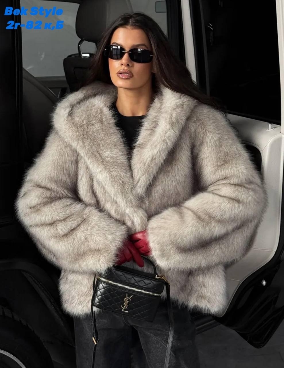 женская шуба,женская шуба из цельного натурального лисьего меха, черная шуба с капюшоном,меховое пальто с капюшоном,шуба с капюшоном,шуба с капюшоном зимняя