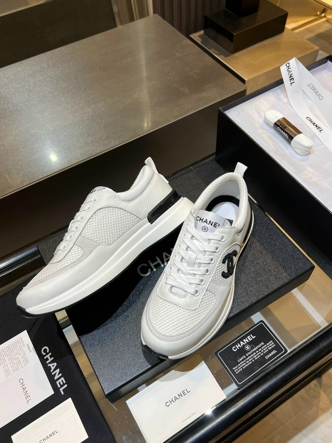 кроссовки женские chanel,chanel кроссовки,кроссовки шанель 2026,шанель кроссовки цум,брендовые кроссовки chanel