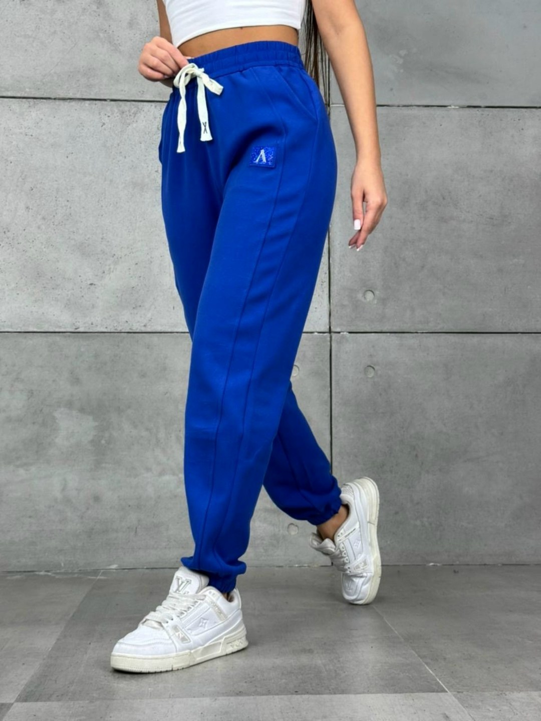 женские спортивные брюки,штаны женские,спортивные брюки джоггеры,спортивные штаны женские,штаны спортивные