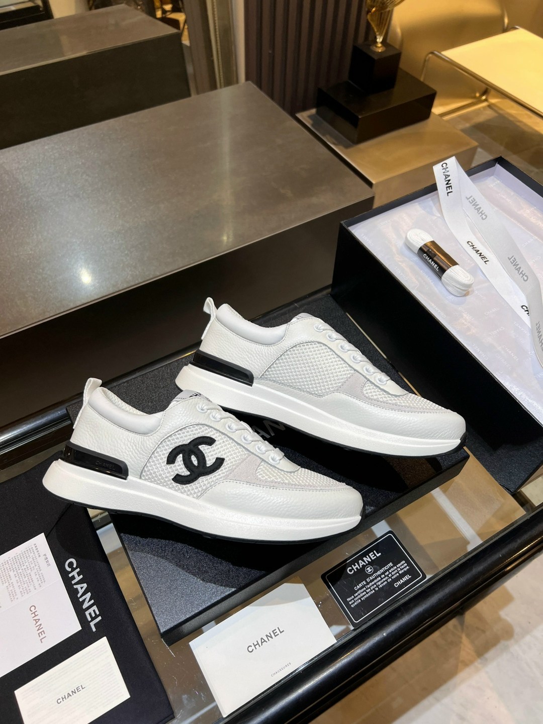 кроссовки женские chanel,chanel кроссовки,кроссовки шанель 2026,шанель кроссовки цум,брендовые кроссовки chanel