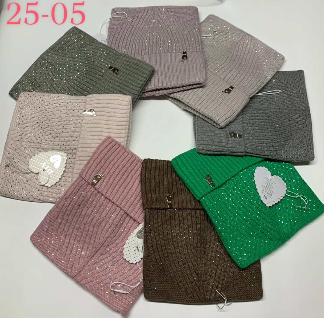 шапка для девочек,женская вязаная шапка,вязаная шапочка,шапка,зеленая шапка