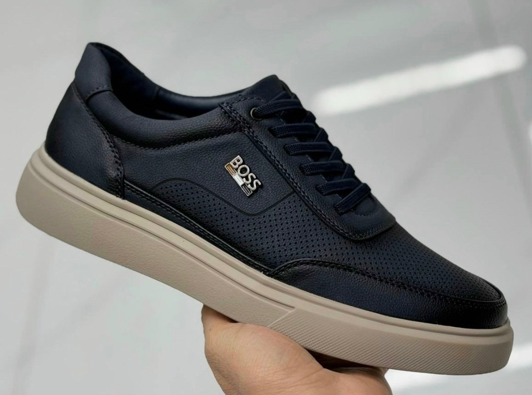 ,кроссовки hugo boss мужская кожаная повседневная спортивная ,кроссовки boss,кеды босс мужские,мужская