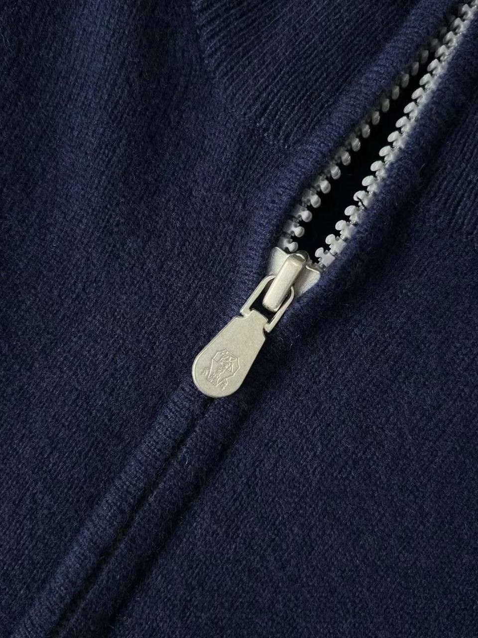 джемпер brunello cucinelli,свитер brunello cucinelli,кашемировый свитер brunello cucinelli premium dark blue,джемпер мужской,джемпер синего цвета из кашемира brunello cucinelli