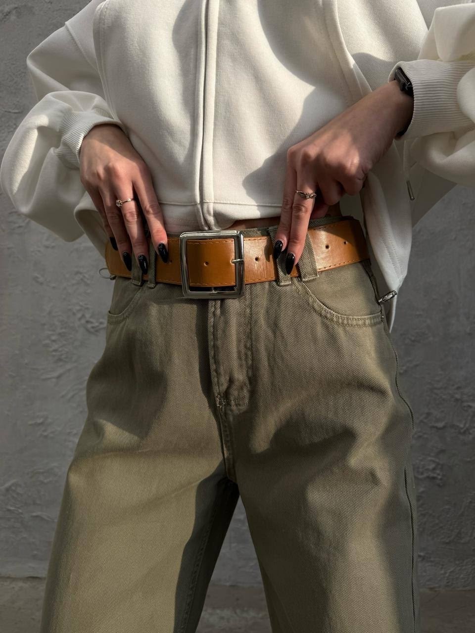 джинсы песочного цвета,брюки светлые,джинсы брюки,бежевые джинсы,брюки бежевые