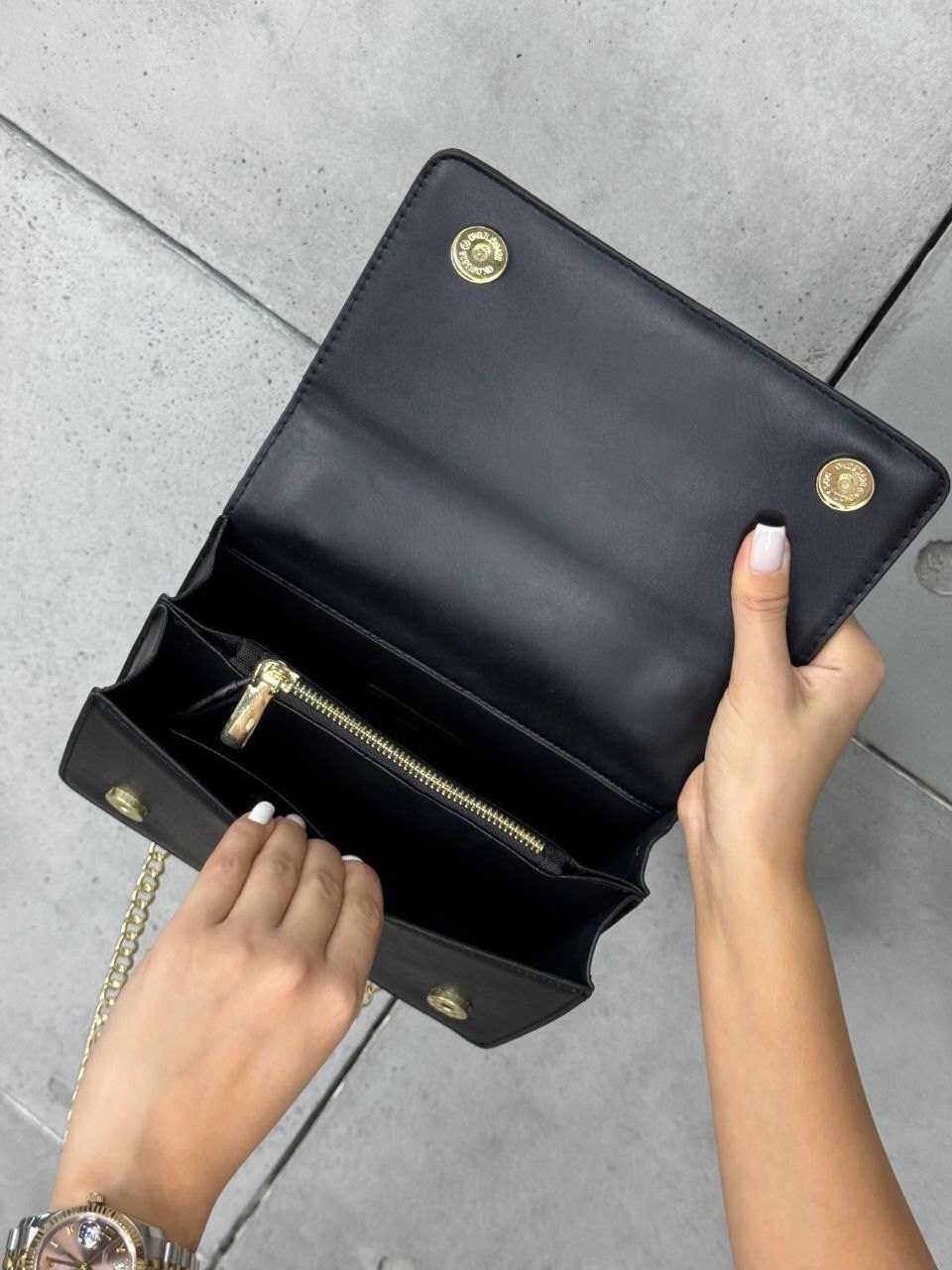 сумка elisabetta franchi,сумка с цепочкой,сумка кросс боди,клатч фенди женский,сумка