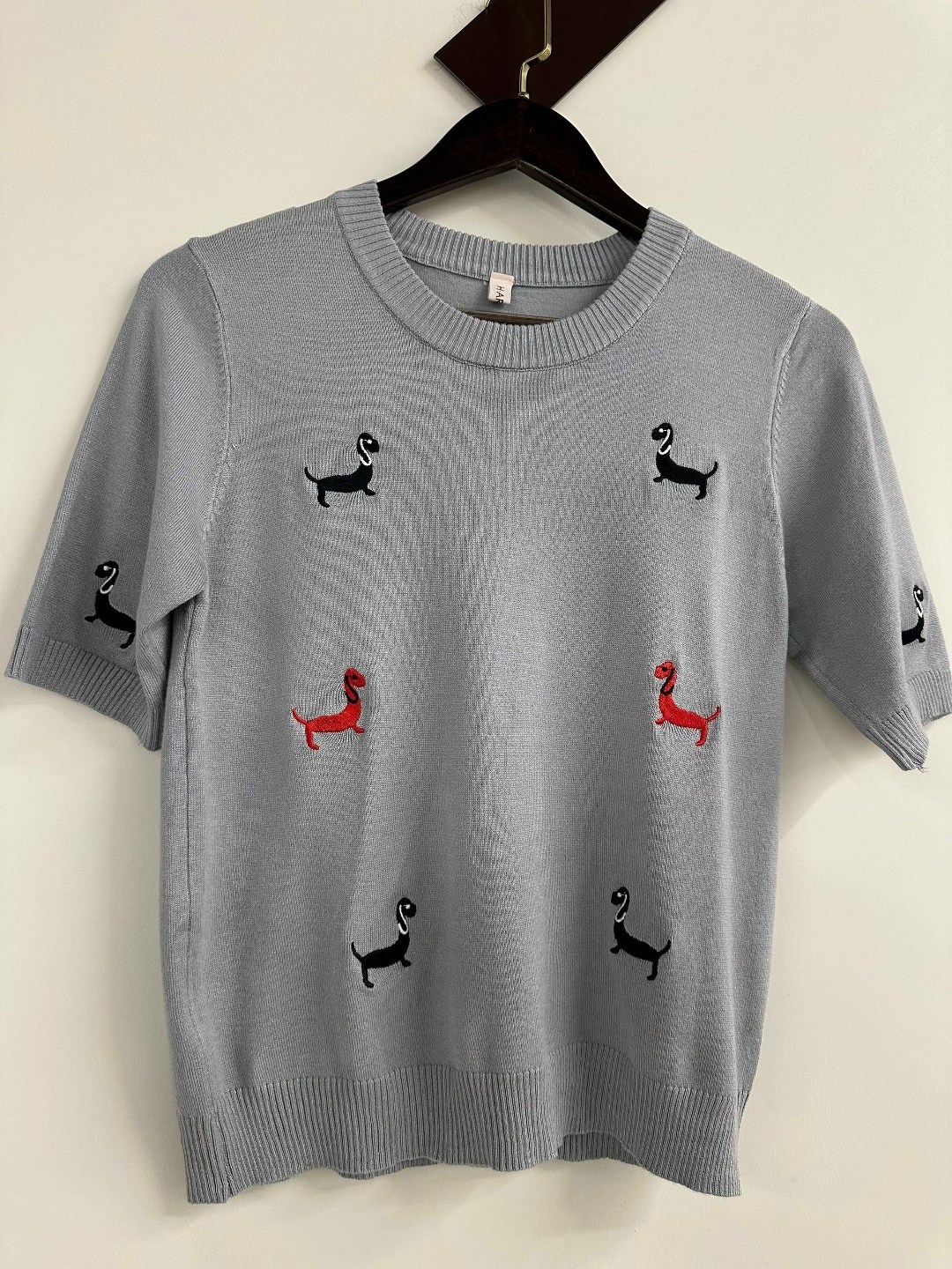 вязаная футболка,свитер с вышивкой,женский трикотажный пуловер,трикотажный пуловер,трикотажная футболка