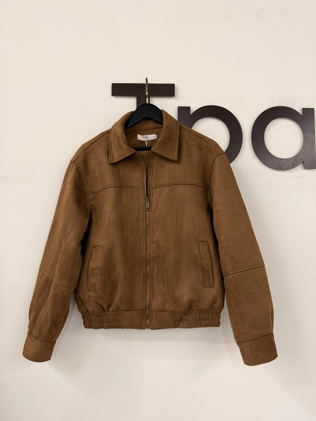 куртка бомбер,куртка замшевая,куртка кожаная,кожаная куртка бомбер,коричневая куртка