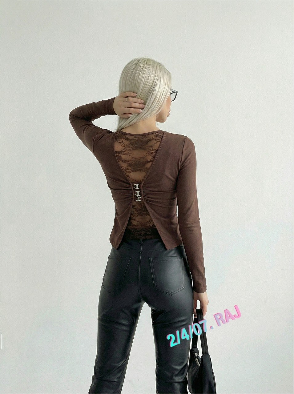 женская кофта,одежда женская,кофта с рукавами,лонгслив женские,лонгслив женский белый