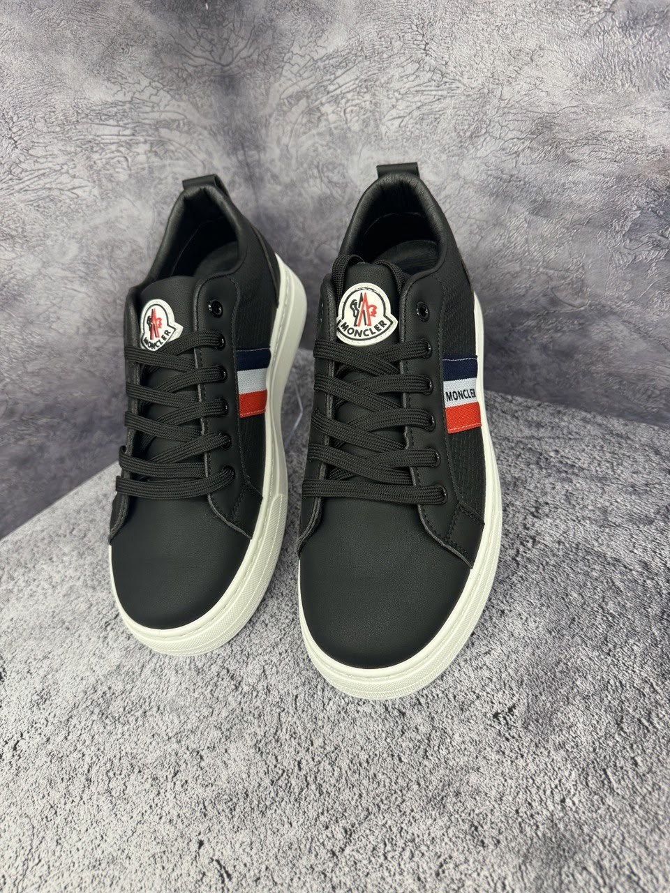 ,кроссовки moncler,кроссовки монклер,moncler sneakers,повседневные кроссовки