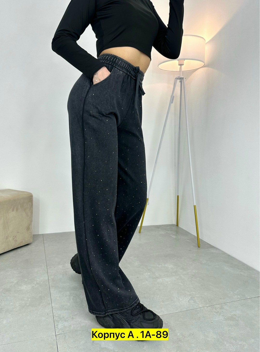 женские брюки,женские штаны,брюки со стразами,брюки штаны,спортивные брюки