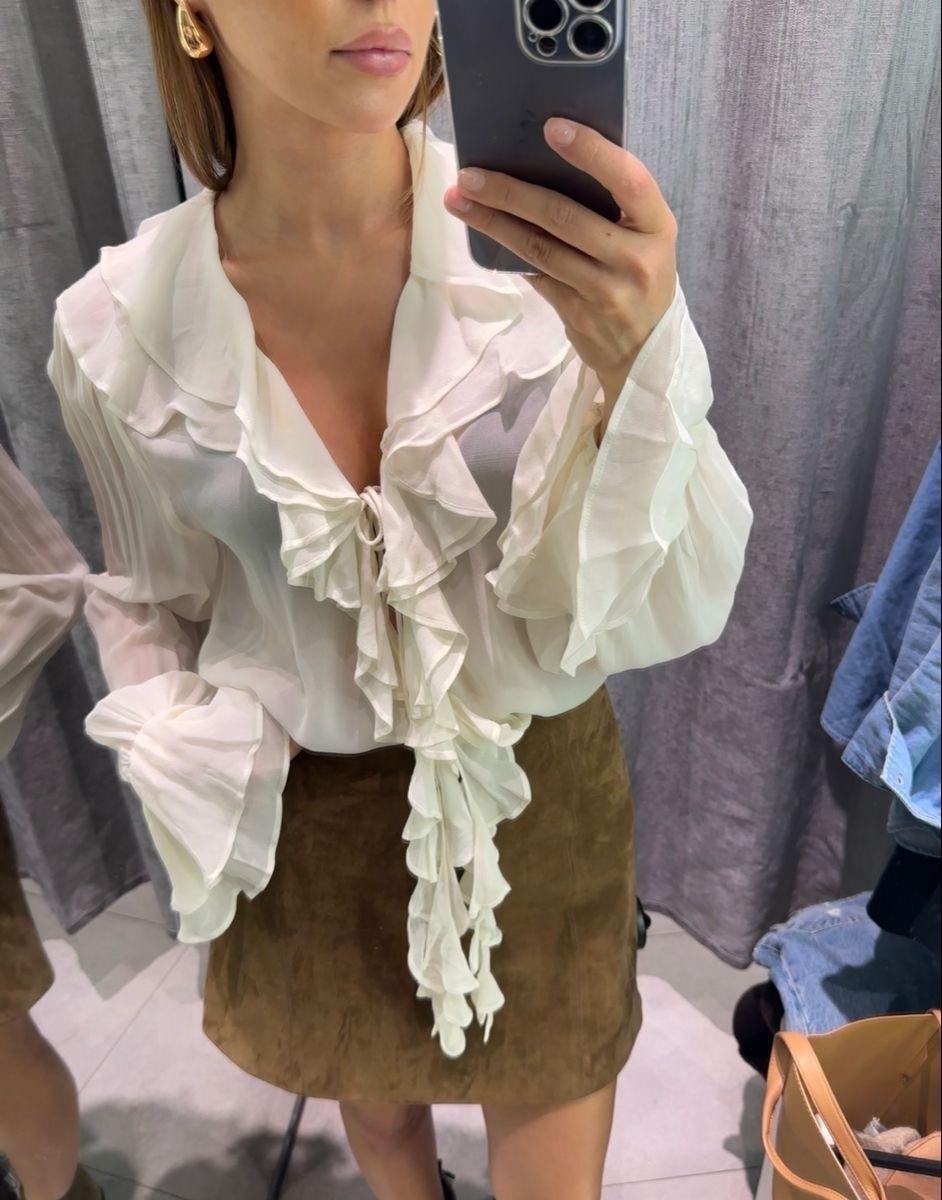 блузка элегантная,модная блузка,женская блузка,блузка с рюшами,блузка с рюшами и воланами