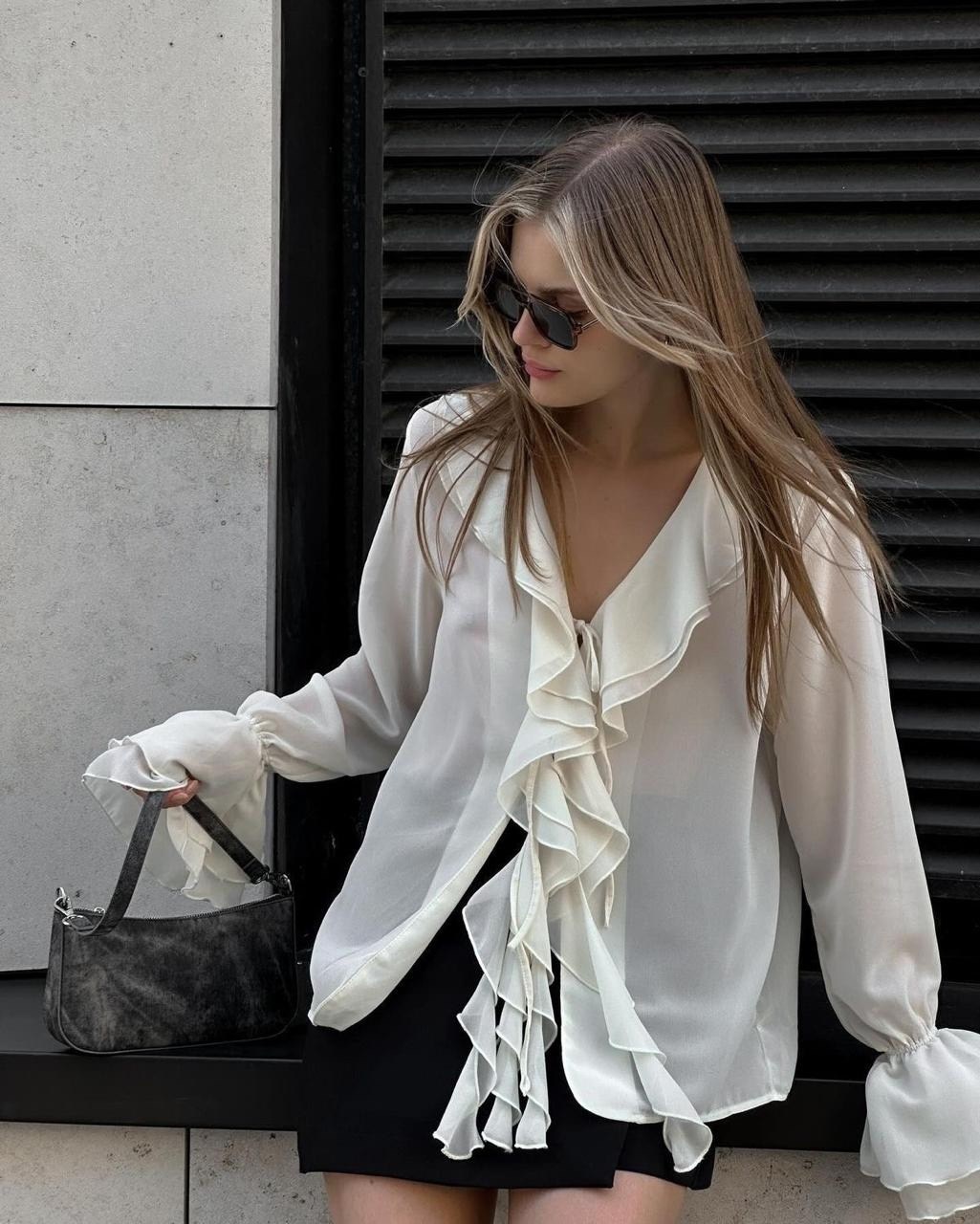 блузка элегантная,модная блузка,женская блузка,блузка с рюшами,блузка с рюшами и воланами