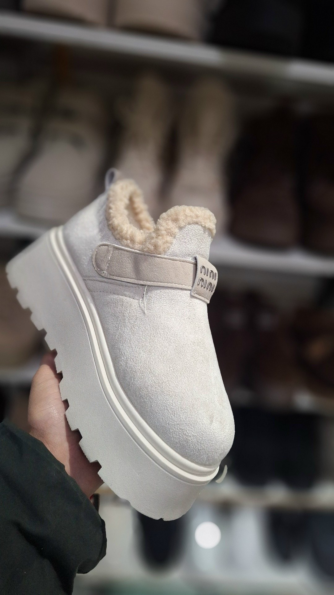 ,женские угги,угги зимние полусапожки с мехом,угги замш, женская угги замш