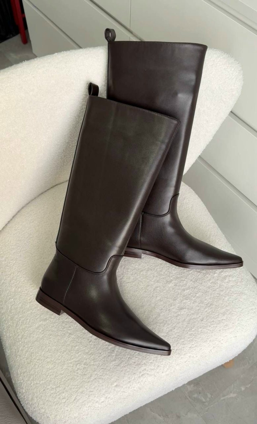 женские сапоги,женские сапоги до колена с острым носком из натуральной кожи,модные женские сапоги из кожи 2026,сапоги,