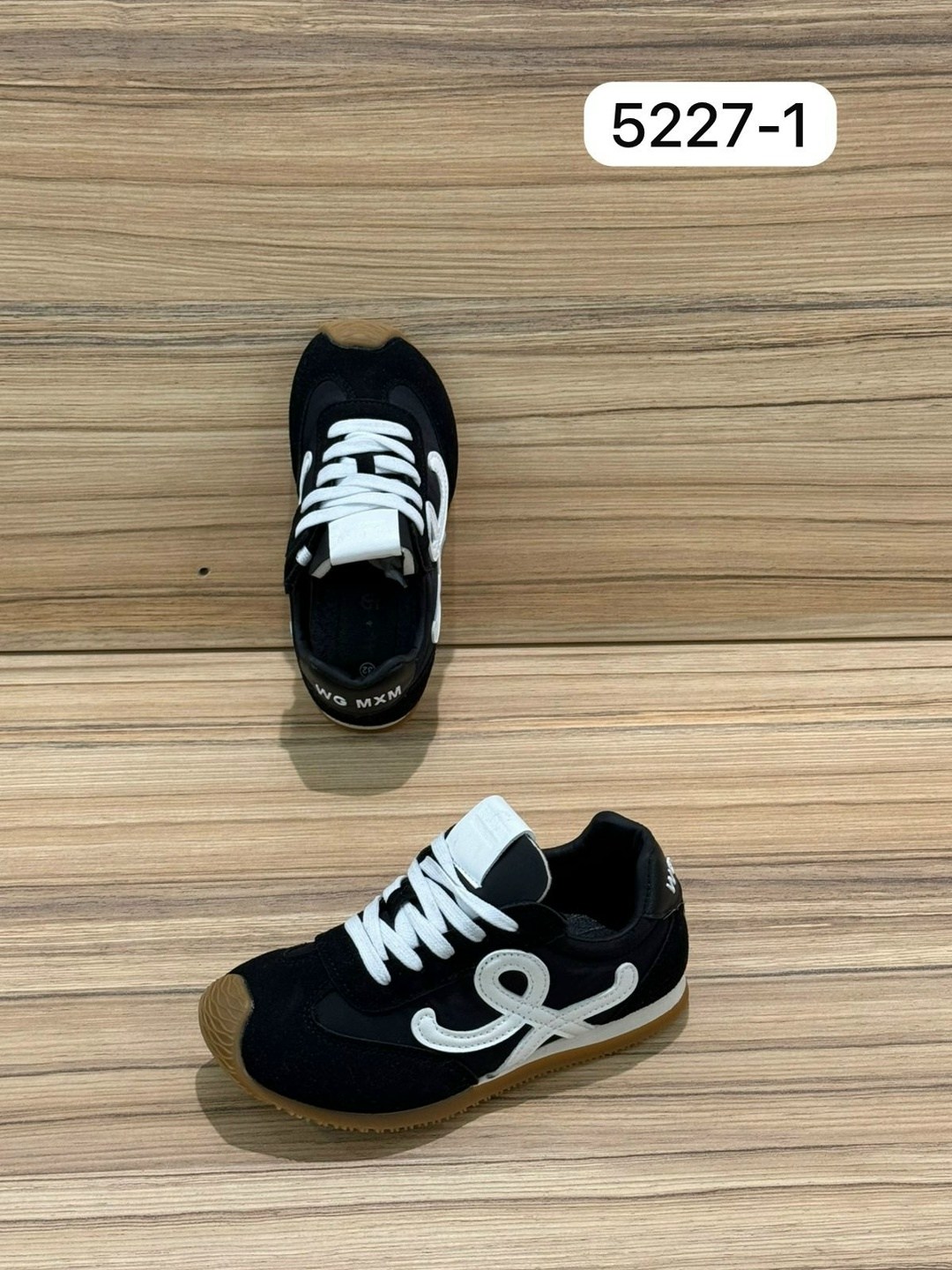 ,кроссовки женскиe,детские кроссовки,спортивная ,кроссовка