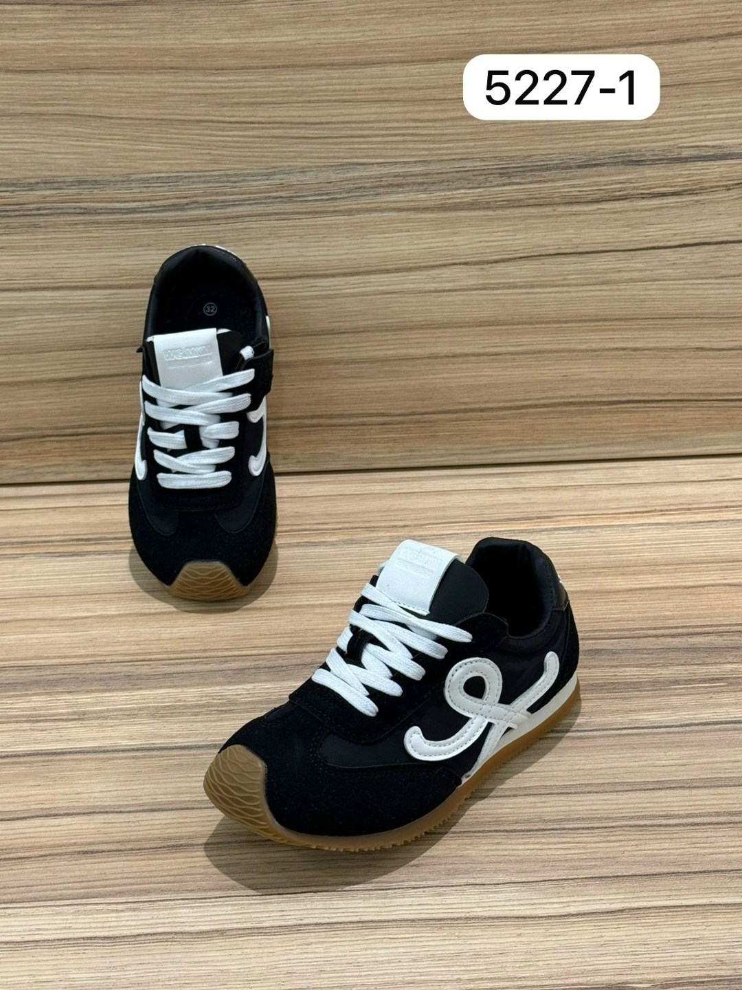 ,кроссовки женскиe,детские кроссовки,спортивная ,кроссовка