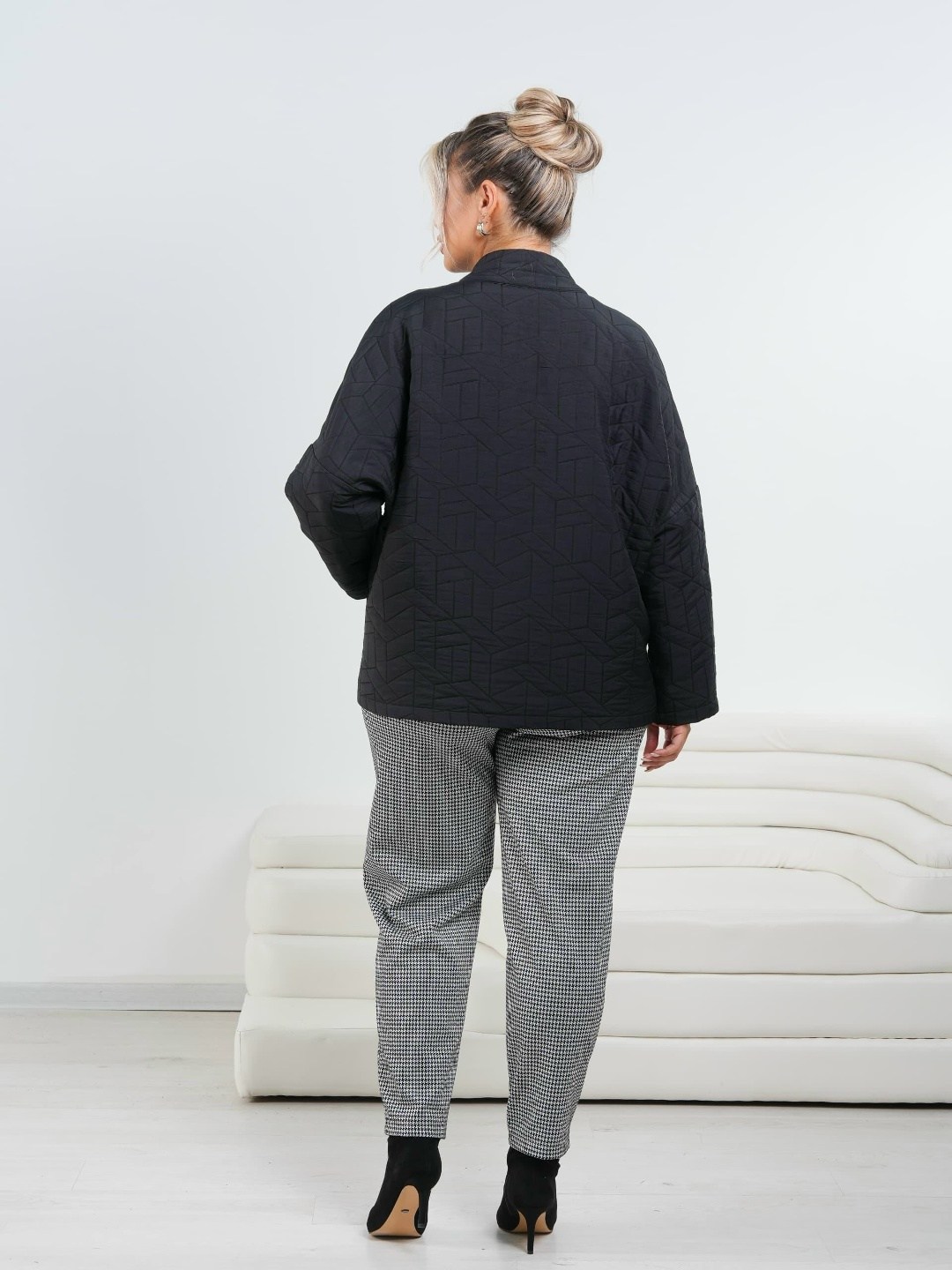 куртка демисезонная,женская куртка,стеганая куртка,куртка,легкая куртка