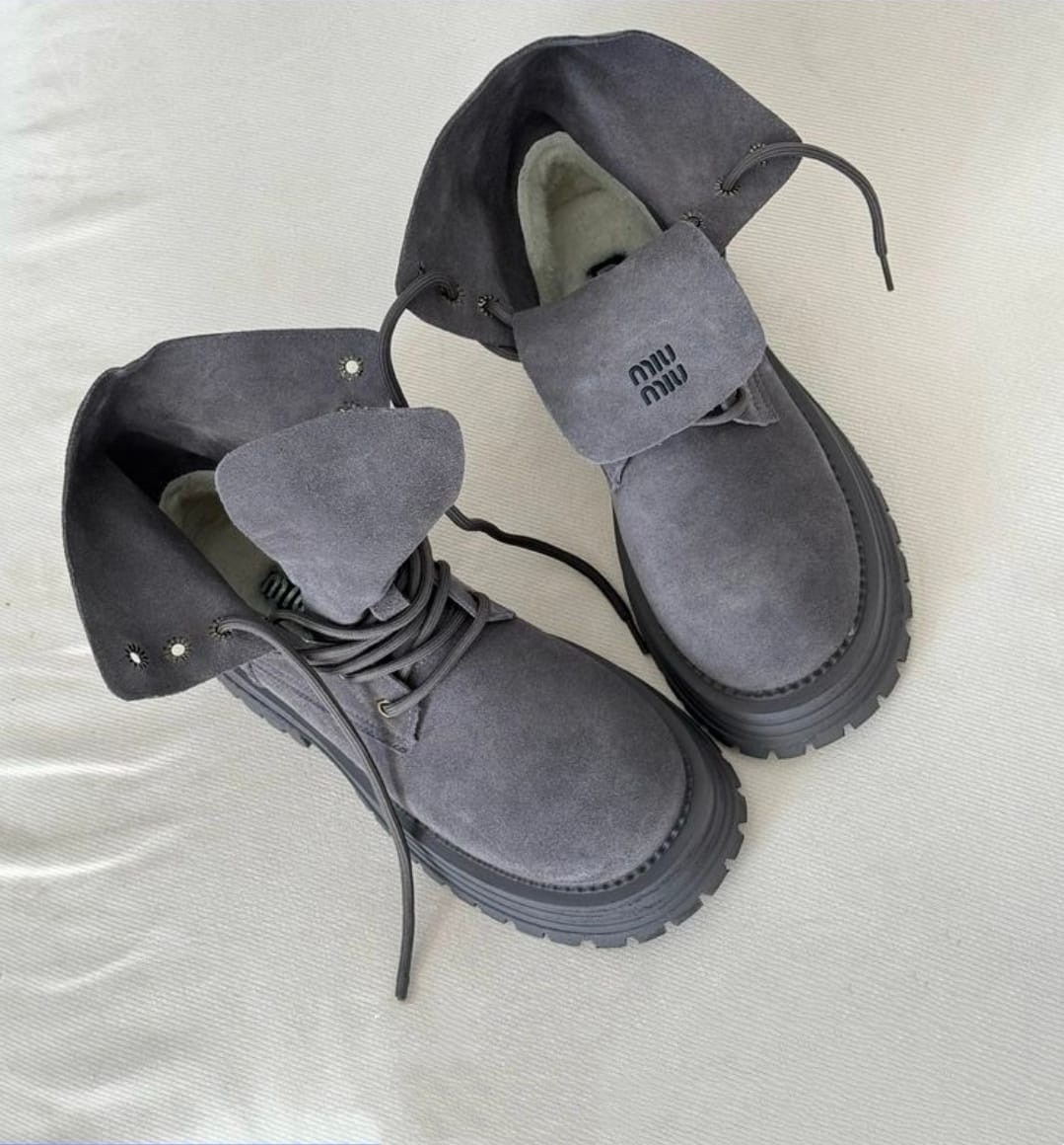 ботинки miu miu,женские ботинки,ботинки miu miu цвет черный размер 38,ботиночки,