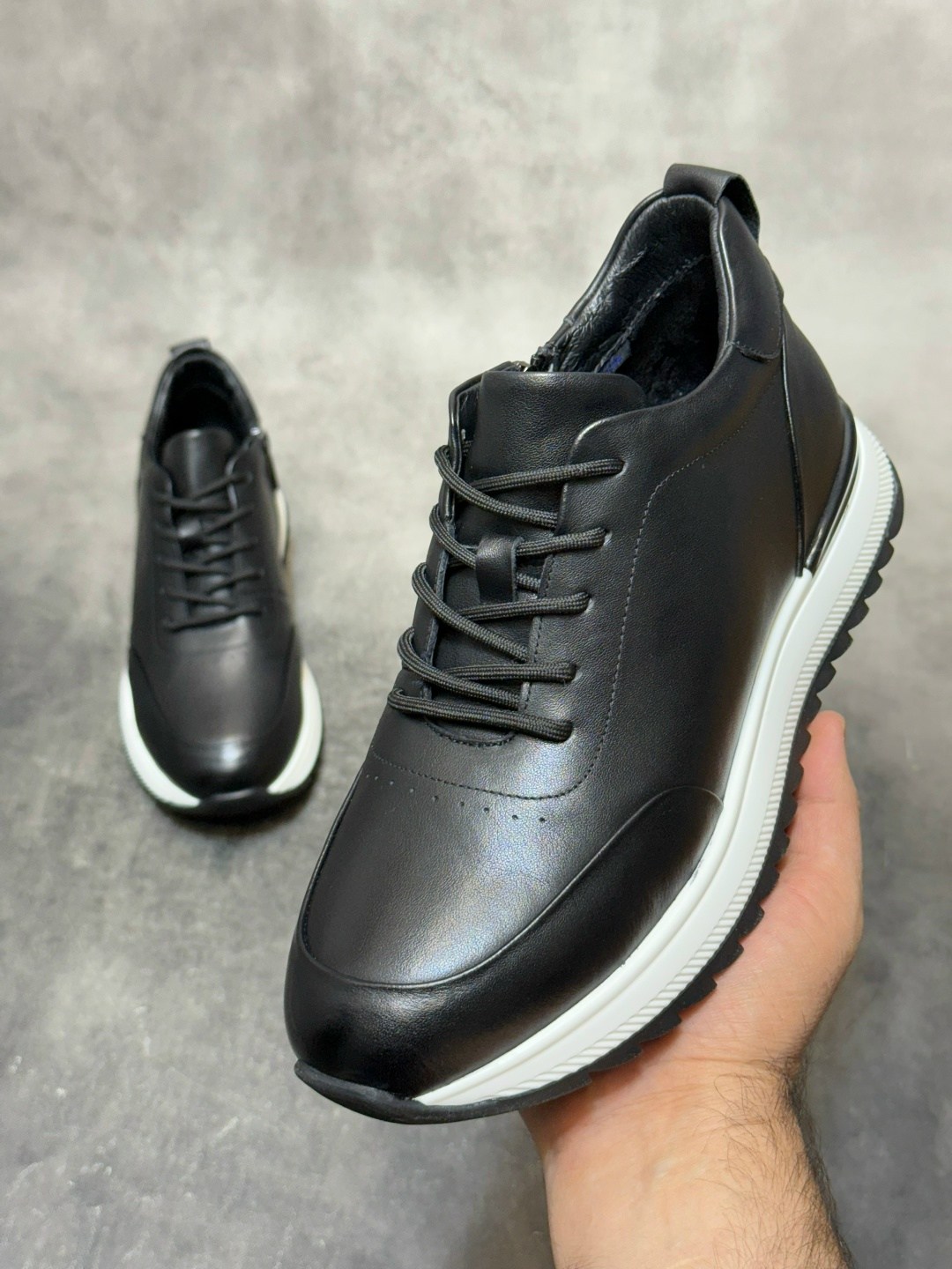 обувь,кроссовки из натуральной кожа,обуви,женская обувь,кроссовка мужской