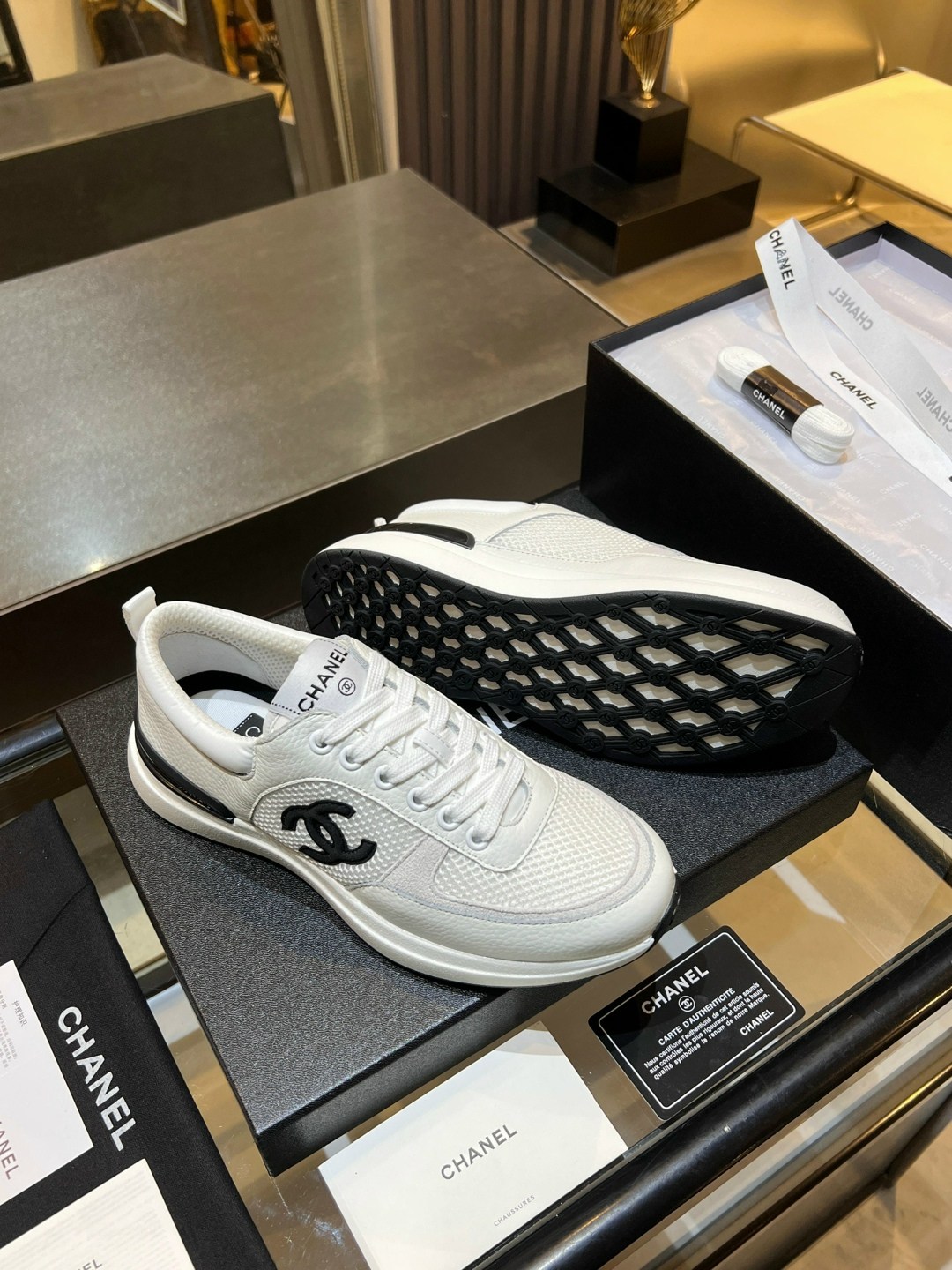 кроссовки женские chanel,chanel кроссовки,кроссовки шанель 2026,шанель кроссовки цум,брендовые кроссовки chanel