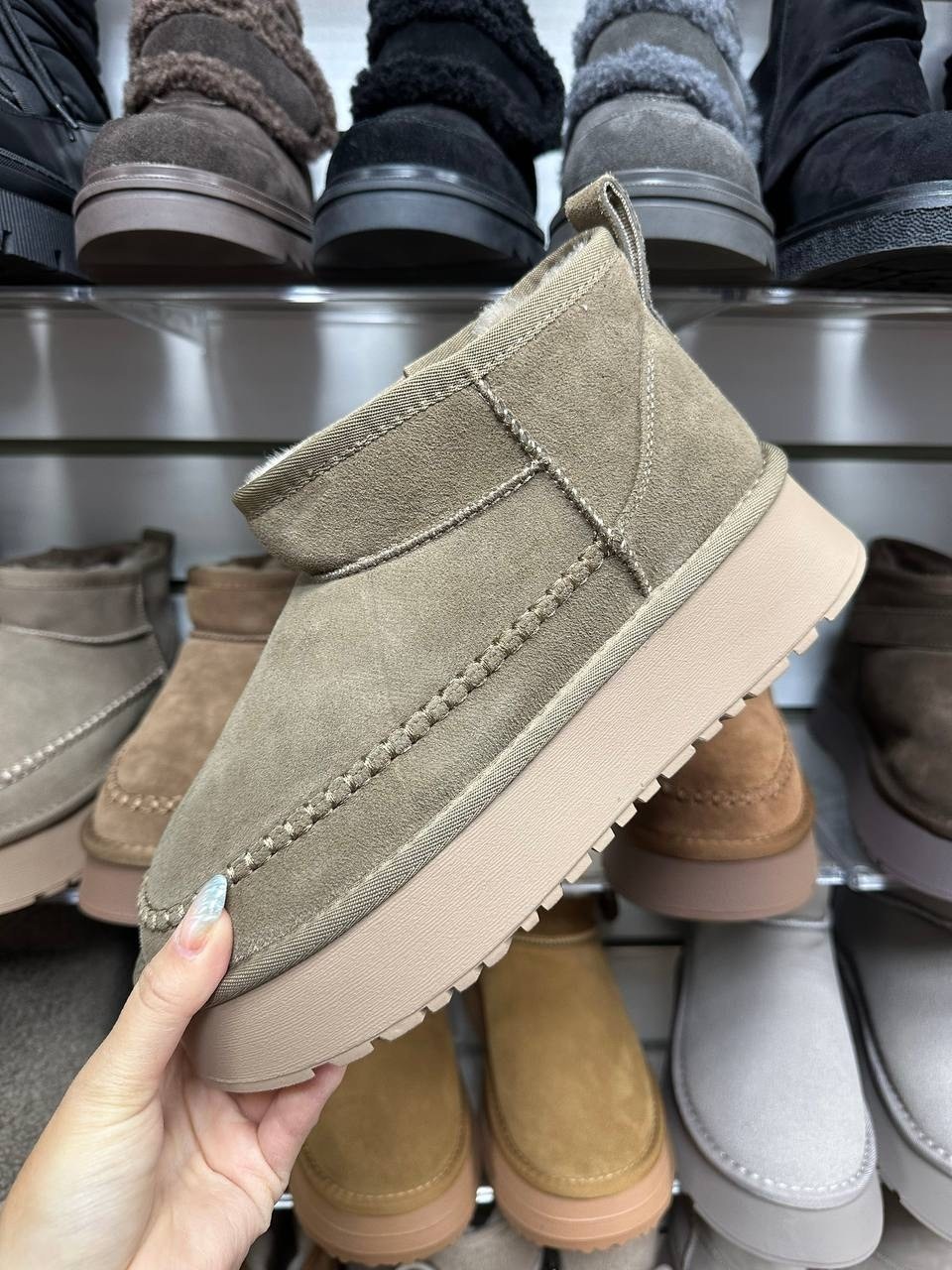 ,женские угги,угги зимние короткие на платформе,угги,модные угги