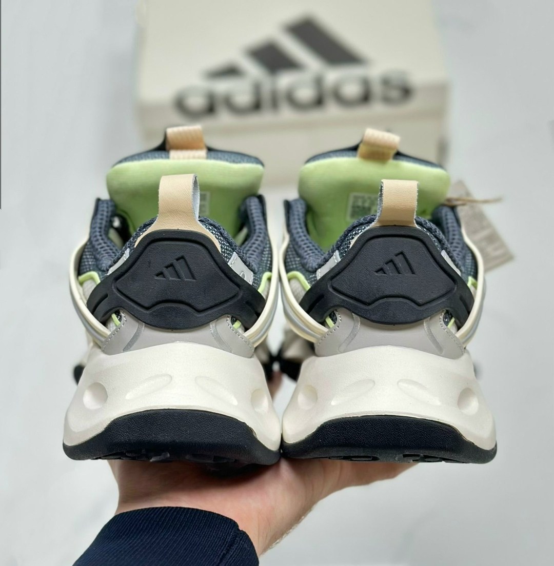 кроссовки xlg runner deluxe adidas,кроссовки мужские женские adidas,кроссовки adidas,кроссовки для бега xlgs runner deluxe унисекс с низким верхом серые/белые adidas,повседневные кроссовки