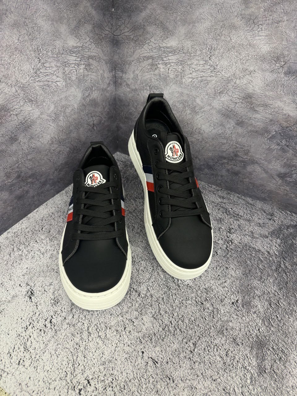 ,кроссовки moncler,кроссовки монклер,moncler sneakers,повседневные кроссовки