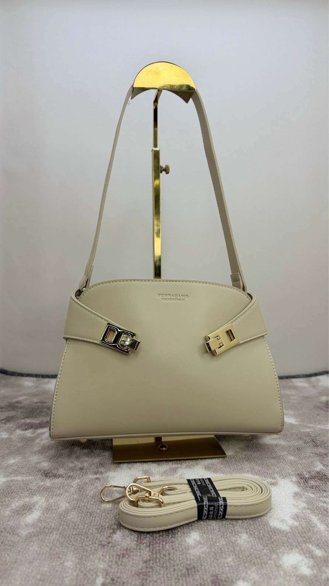 сумка ferragamo,сумка женская,сумка,брендовые сумки,сумка женская брендовая