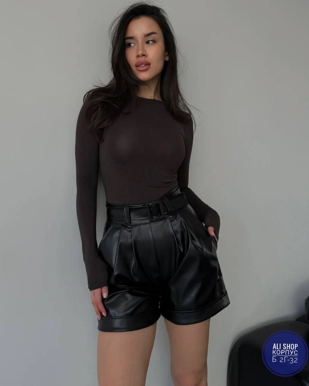шорты кожаные,шорты женские кожаные,шорты из экокожи женские,шорты кожаные классические из экокожи speranza fashion,черные кожаные шорты
