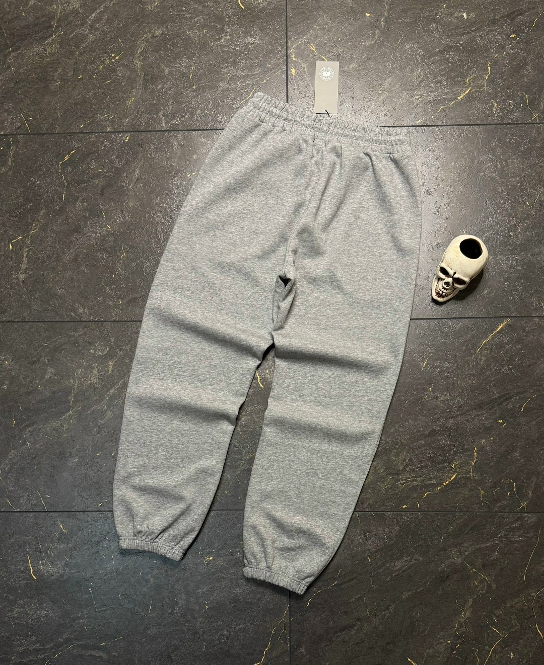 брюки спортивные,мужские спортивные брюки,спортивные штаны,штаны спортивные мужские,спортивные брюки серые