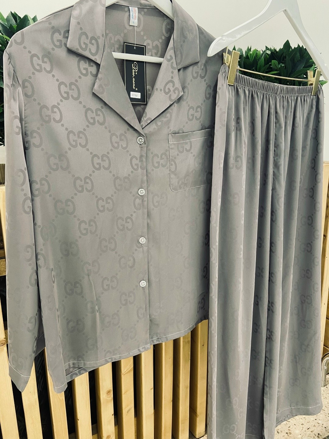 пижама комплект,пижама женские,пижама женская шёлковая со штанами домашняя одежда,пижама серая,пижама гуччи оригинал