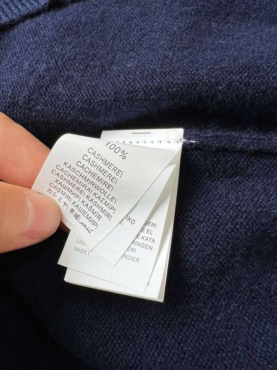 джемпер brunello cucinelli,свитер brunello cucinelli,кашемировый свитер brunello cucinelli premium dark blue,джемпер мужской,джемпер синего цвета из кашемира brunello cucinelli