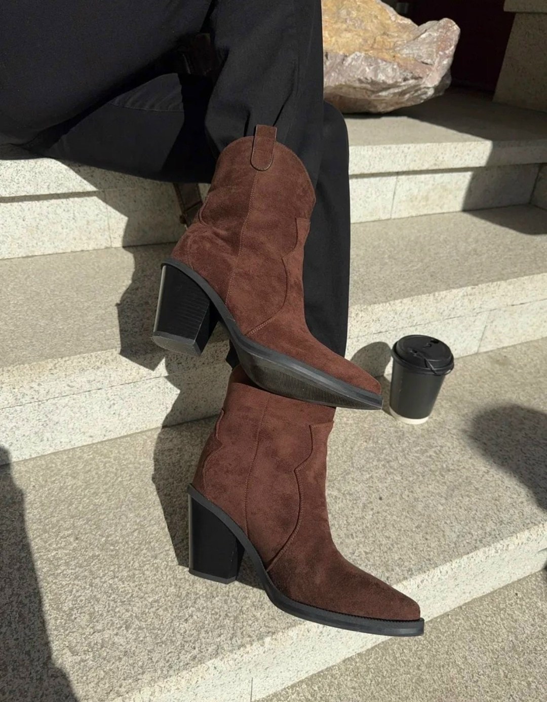 ботинки казаки замшевые демисезонные на каблуке бордовые,сапоги-казаки натур замша,замшевые шоколадные казаки isabel marant,казаки замшевые эконика,ботильоны демисезонные