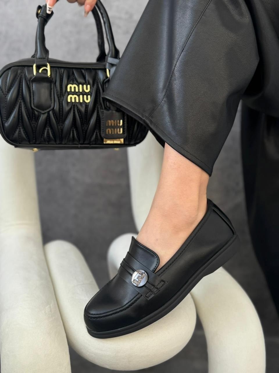 сумка miu miu,стеганая сумка arcadie miu miu черный,женская сумка miu miu,сумка miu,женская черная кожаная сумка miu miu arcadie