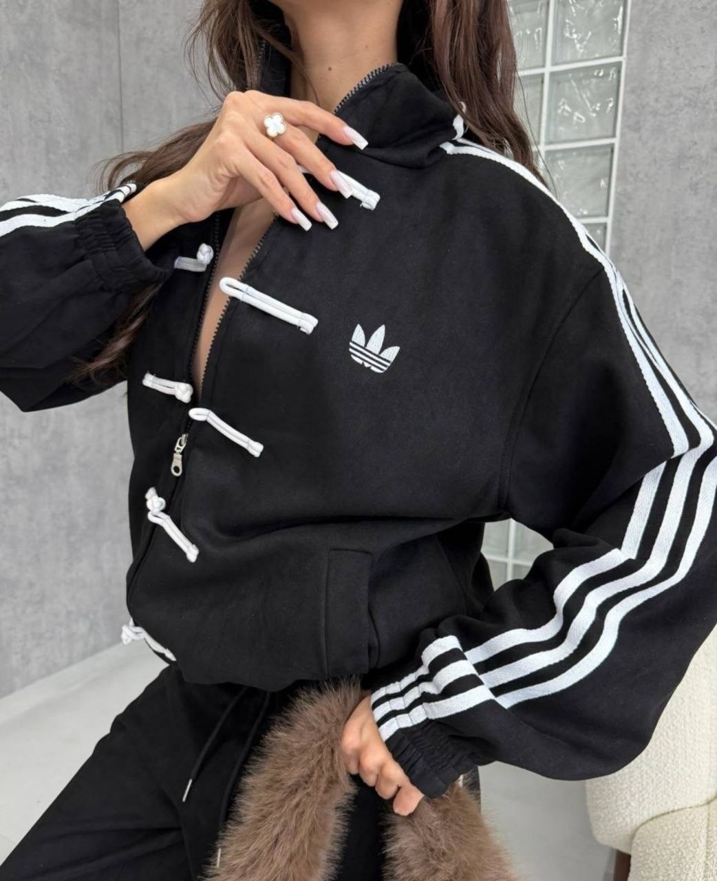 костюм классический,спортивный костюм,женский спортивный костюм,велюровый спортивный костюм,велюровый костюм женский