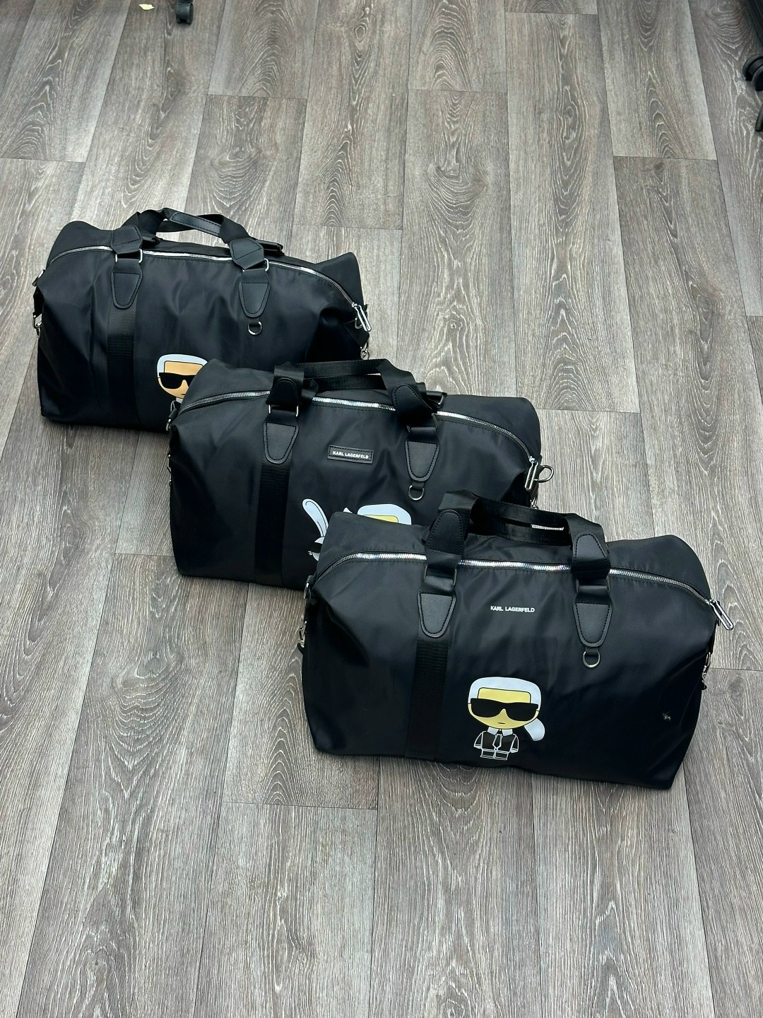 karl lagerfeld дорожная сумка,karl lagerfeld спортивная сумка,сумка спортивная дорожная karl lagerfeld,karl lagerfeld сумка,сумка дорожная карл лагерфельд женская