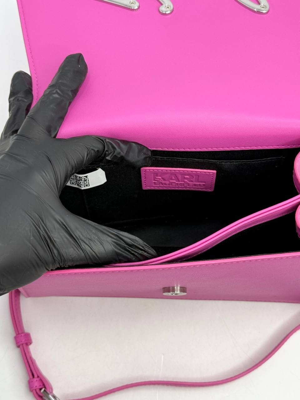 karl lagerfeld сумка розовая,женская сумка karl lagerfeld,karl lagerfeld сумка,сумка через плечо karl lagerfeld,сумка розовая