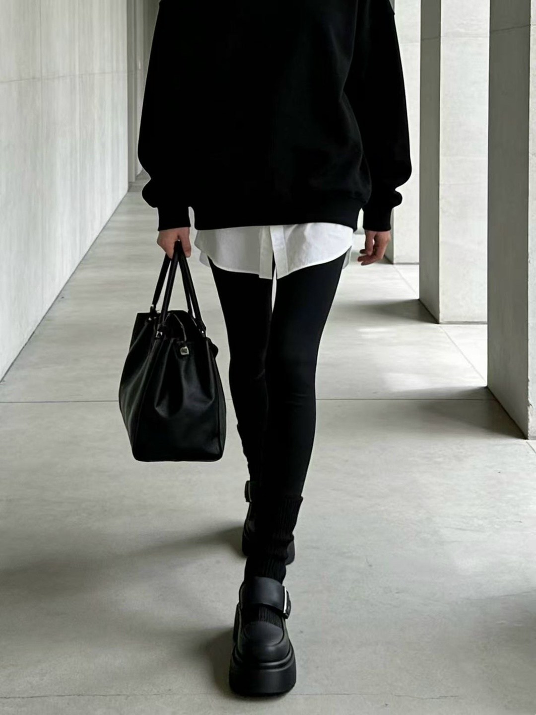 мода стиль,повседневный стиль,одежда стильная,ботинки на платформе