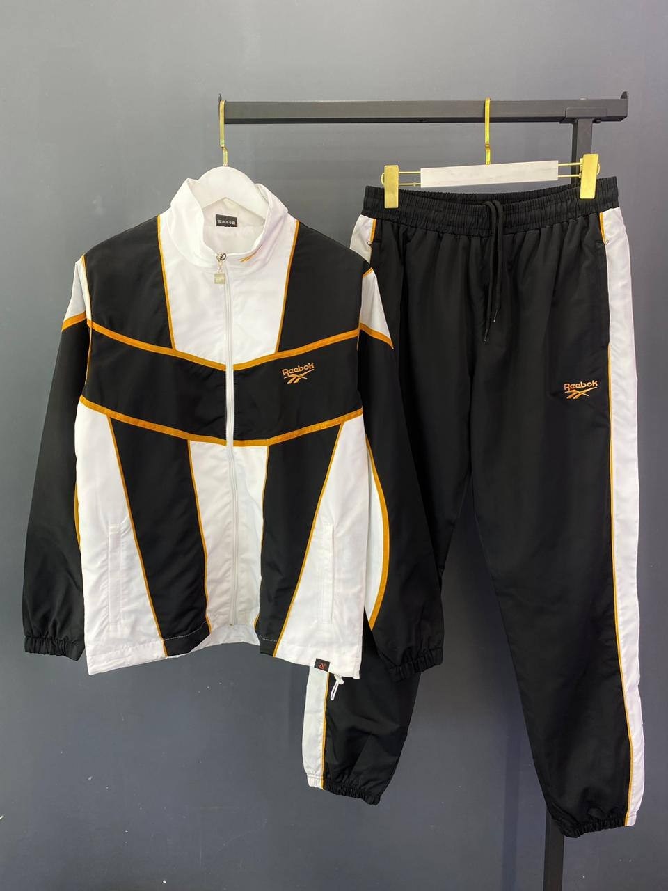 куртка спортивная,мужские спортивные костюмы,мужская куртка reebok,спортивный костюм