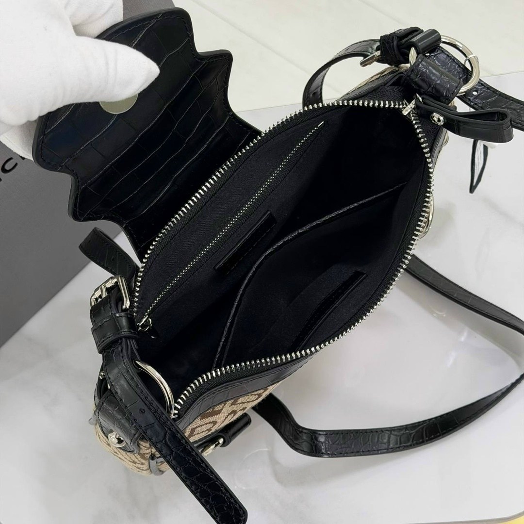 сумка balenciaga,сумка,модная женская сумка,женская сумка balenciaga,сумка модная