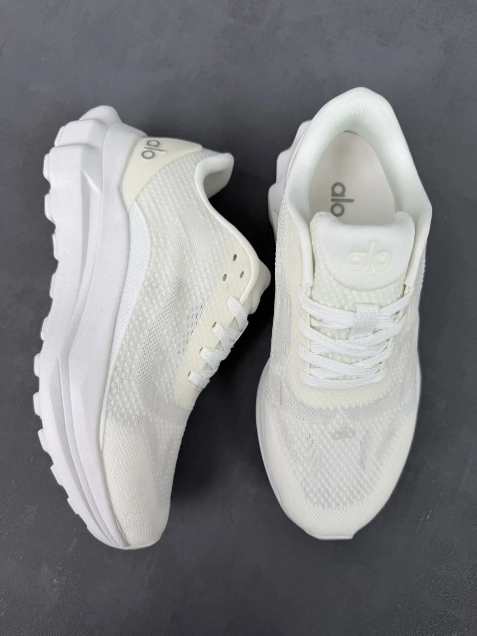 кроссовки женскиe,кроссовки,кроссовки женские adidas,кроссовка,кроссовки для женщин