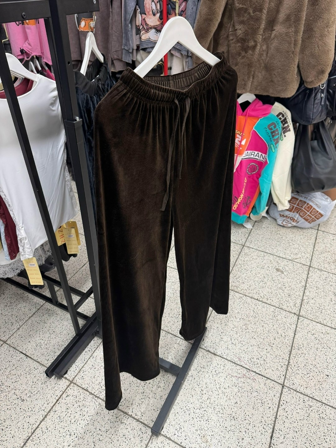 вельветовые брюки палаццо на меху mina fashion,брюки вельветовые палаццо женские,широкие брюки женские,бархатные брюки,брюки женские велюровые с широкими штанинами