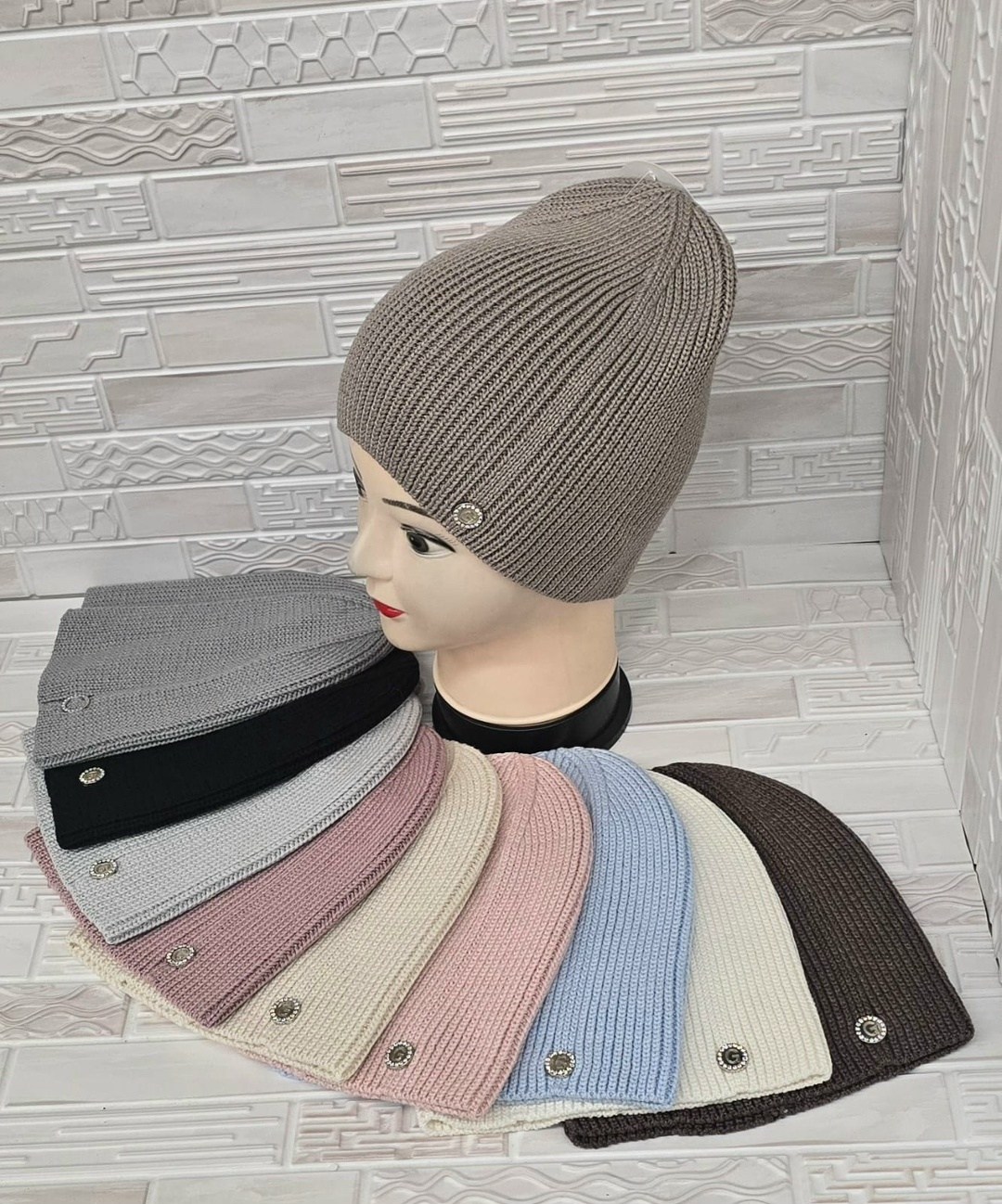 шапка бини,шапка,шапка женская,шапка бини вязаная,шапка женская осенняя