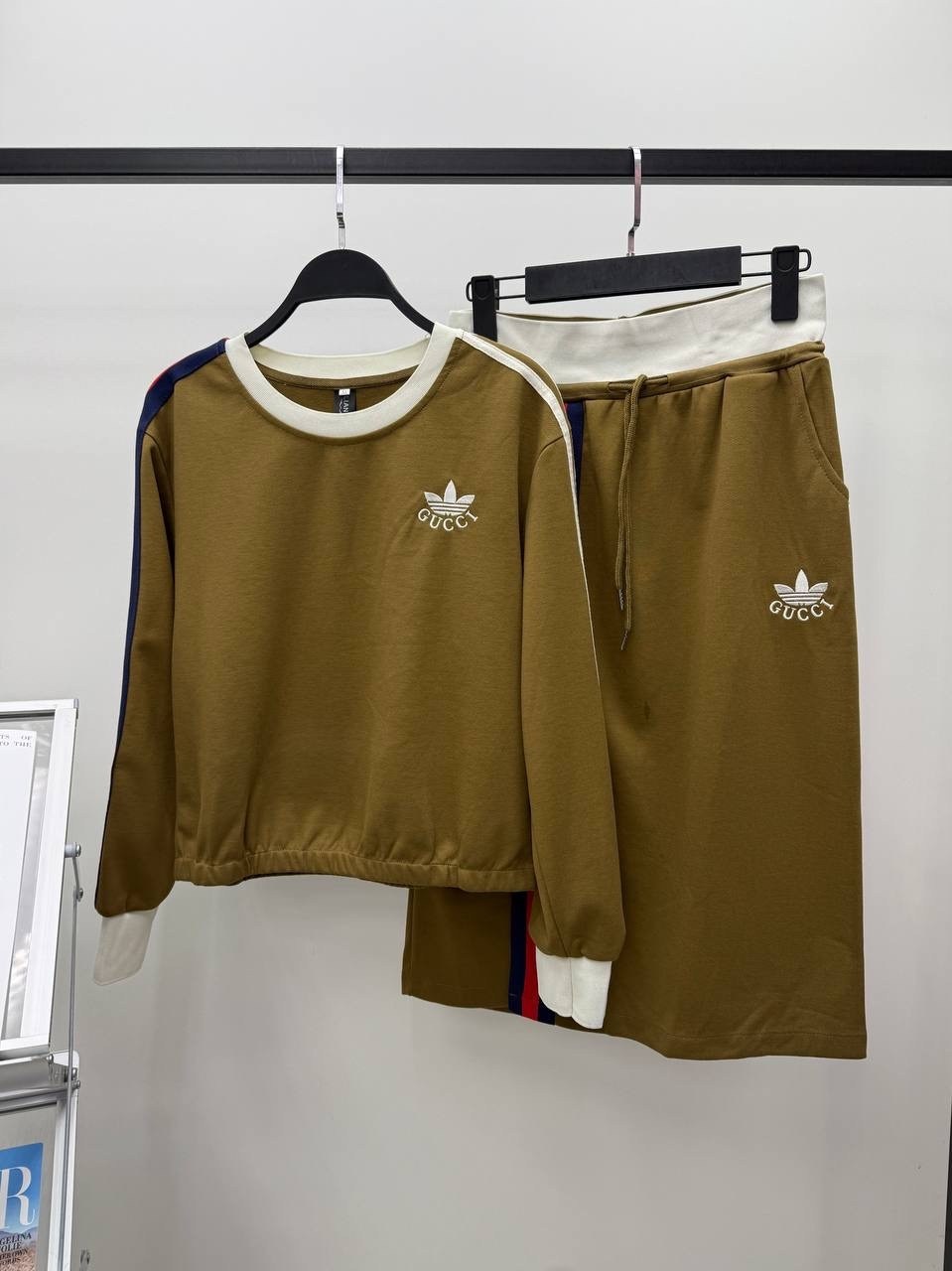 спортивный костюм adidas,костюм спортивный adidas sportswear,спортивные костюмы адидас,костюм спортивный,костюм адидас